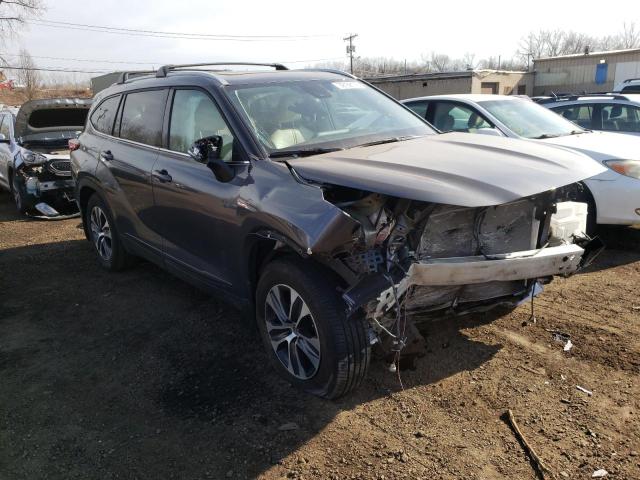 Photo 4 from auction – 2022 TOYOTA HIGHLANDER with VIN 5TDGZRBH7NS560999
