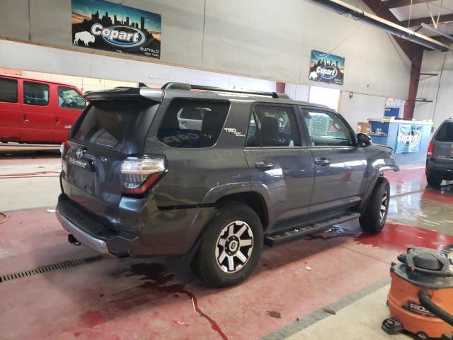 Photo 3 from auction – 2022 TOYOTA 4RUNNER SR with VIN JTERU5JRXN6055240