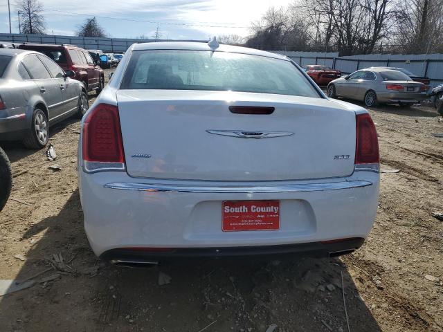 Photo 6 from auction – 2019 CHRYSLER 300 LIMITE with VIN 2C3CCAKG4KH578187