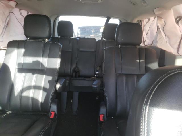Photo 10 from auction – 2016 CHRYSLER TOWN & COU with VIN 2C4RC1BG7GR294995