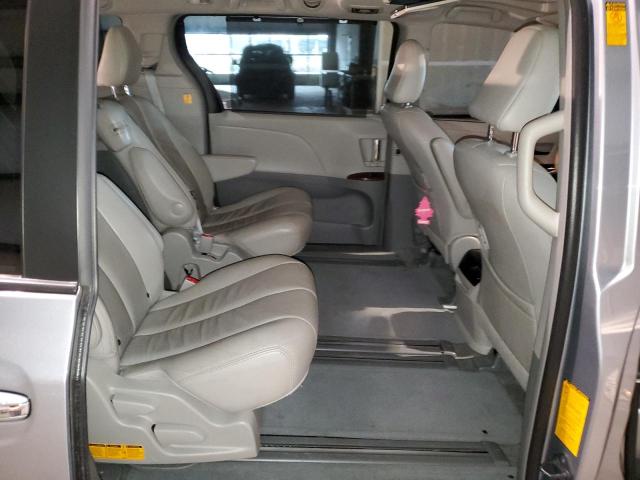 Photo 11 from auction – 2013 TOYOTA SIENNA XLE with VIN 5TDYK3DC3DS387777