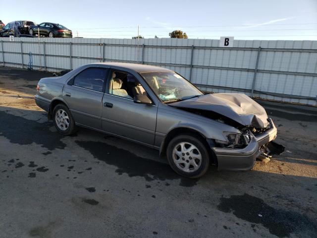Photo 4 from auction – 2001 TOYOTA CAMRY CE with VIN 4T1BG22K11U079442