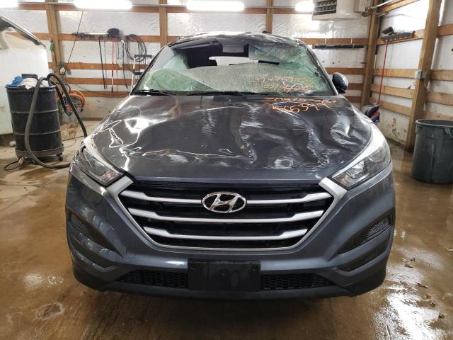 Photo 5 from auction – 2017 HYUNDAI TUCSON SE with VIN KM8J23A42HU565349