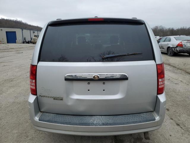 Photo 6 from auction – 2008 CHRYSLER TOWN & COU with VIN 2A8HR54P58R821635