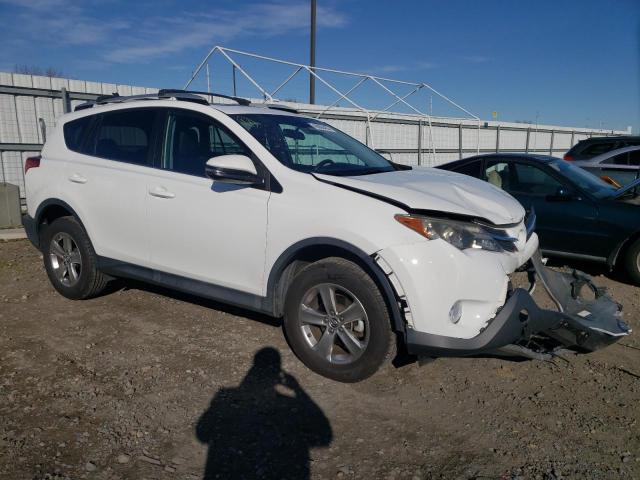 Photo 4 from auction – 2015 TOYOTA RAV4 XLE with VIN 2T3RFREV3FW235933