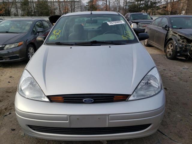 Photo 5 from auction – 2001 FORD FOCUS LX with VIN 1FAFP33P11W183056