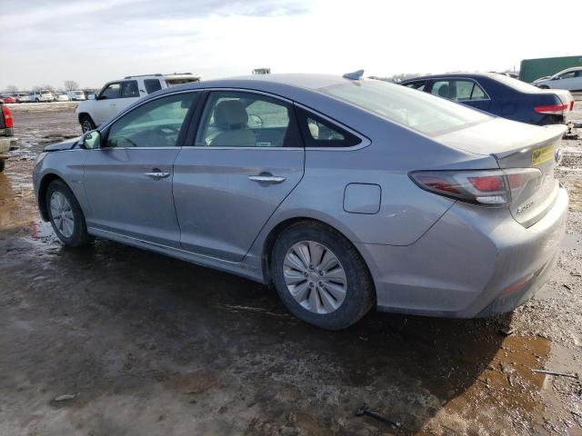 Photo 2 from auction – 2016 HYUNDAI SONATA HYB with VIN KMHE24L10GA014993
