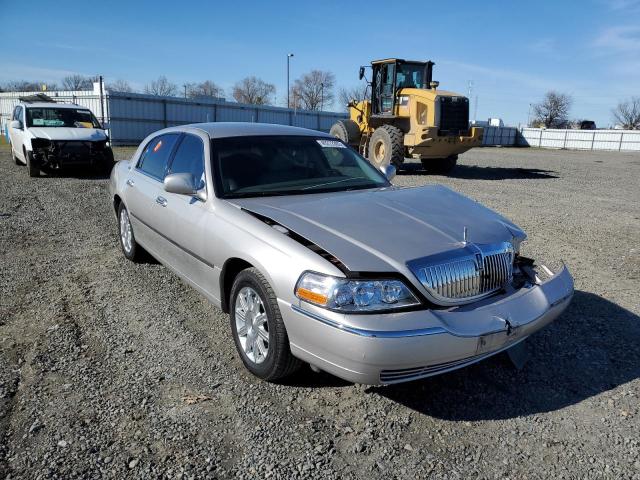 Photo 4 from auction – 2010 LINCOLN TOWN CAR S with VIN 2LNBL8CV2AX751704