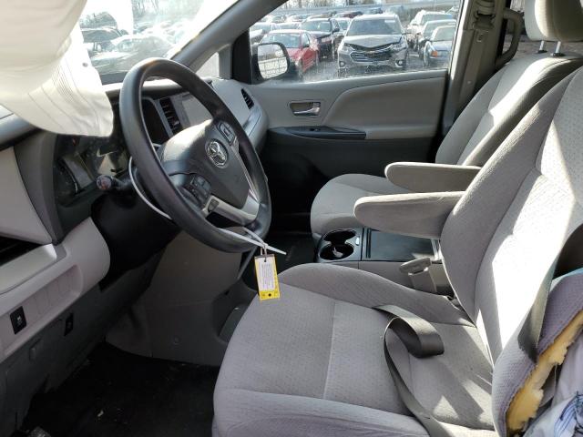 Photo 7 from auction – 2015 TOYOTA SIENNA LE with VIN 5TDJK3DC5FS123397