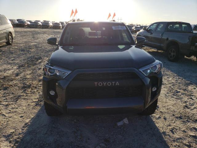 Photo 5 from auction – 2022 TOYOTA 4RUNNER SR with VIN JTEFU5JR7N5253735