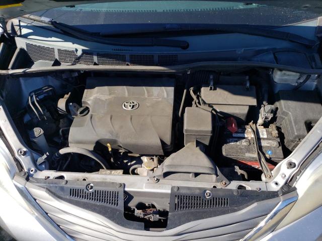 Photo 12 from auction – 2014 TOYOTA SIENNA XLE with VIN 5TDYK3DC7ES442832