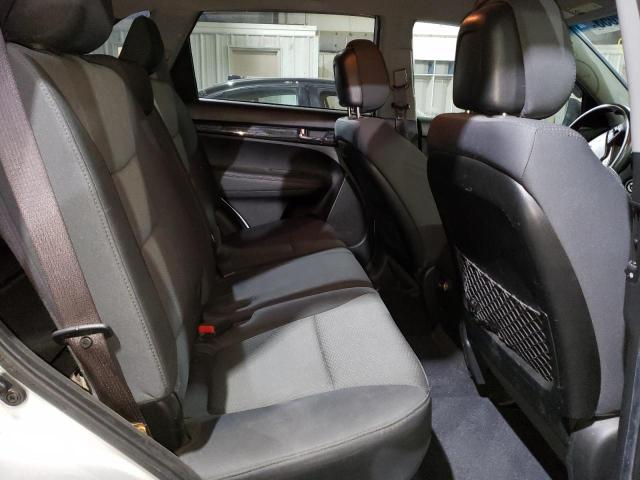 Photo 11 from auction – 2013 KIA SORENTO LX with VIN 5XYKTCA64DG326906