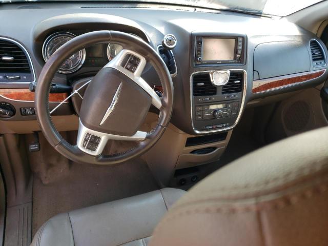 Photo 8 from auction – 2015 CHRYSLER TOWN & COU with VIN 2C4RC1BG3FR560981