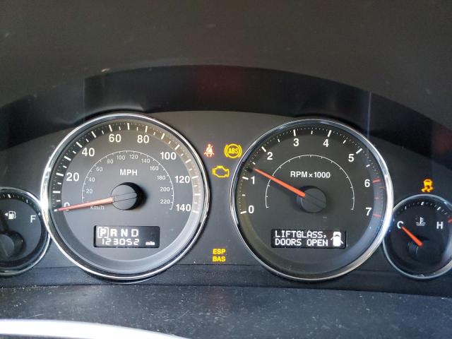 Photo 9 from auction – 2010 JEEP COMMANDER with VIN 1J4RG4GK0AC127858