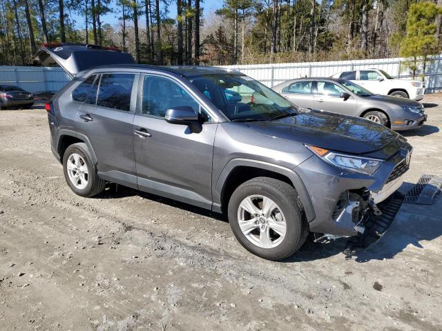 Photo 4 from auction – 2021 TOYOTA RAV4 XLE with VIN 2T3W1RFV8MC111591