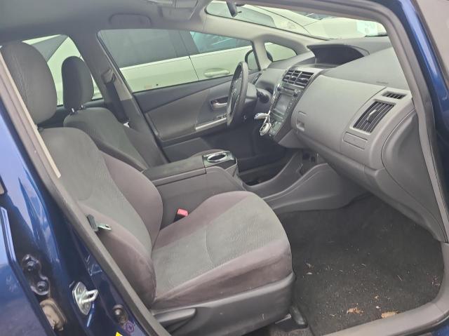 Photo 5 from auction – 2013 TOYOTA PRIUS V with VIN JTDZN3EU5D3237965