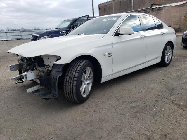 BMW 528 XI 2012 with VIN WBAXH5C58CDW05552 - Photo from auction