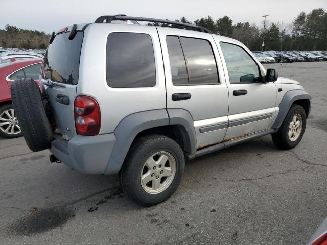 Photo 3 from auction – 2005 JEEP LIBERTY SP with VIN 1J4GL48K05W642736