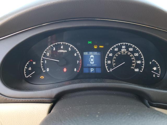 Photo 9 from auction – 2010 HYUNDAI GENESIS 4. with VIN KMHGC4DF6AU092829
