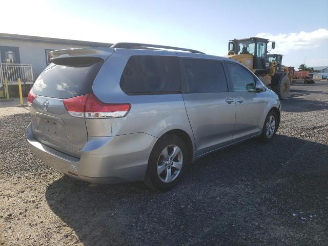 Photo 3 from auction – 2012 TOYOTA SIENNA LE with VIN 5TDKK3DC0CS190229