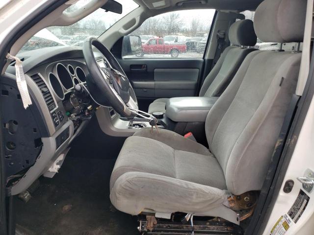 Photo 7 from auction – 2014 TOYOTA SEQUOIA SR with VIN 5TDBW5G16ES106489