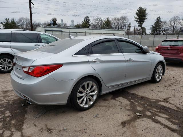 Photo 3 from auction – 2011 HYUNDAI SONATA SE with VIN 5NPEC4AC0BH285298