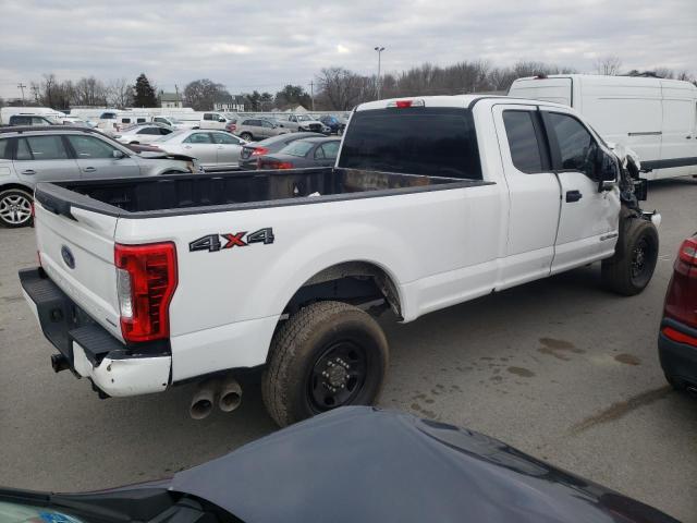 Photo 3 from auction – 2017 FORD F250 SUPER with VIN 1FT7X2BT2HEC98997
