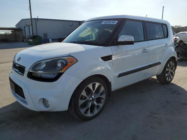 KIA SOUL + 2013 with VIN KNDJT2A62D7772541 - Photo from auction
