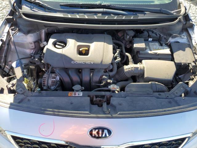 Photo 11 from auction – 2018 KIA FORTE LX with VIN 3KPFK4A70JE270815