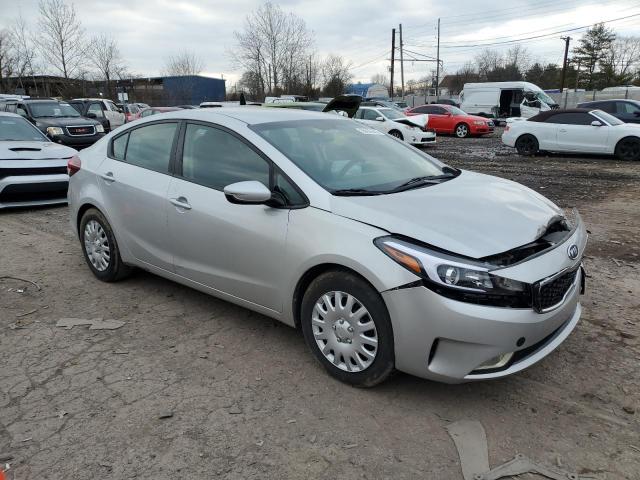 Photo 4 from auction – 2017 KIA FORTE LX with VIN 3KPFK4A71HE126913