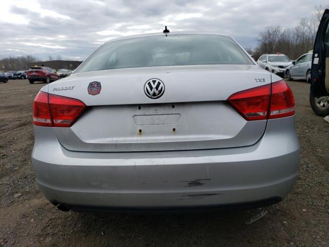 Photo 6 from auction – 2015 VOLKSWAGEN PASSAT S with VIN 1VWAT7A30FC003398