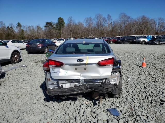 Photo 6 from auction – 2018 KIA FORTE LX with VIN 3KPFK4A70JE270815