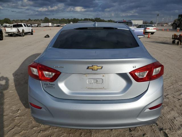 Photo 6 from auction – 2017 CHEVROLET CRUZE LT with VIN 3G1BE5SM1HS557620