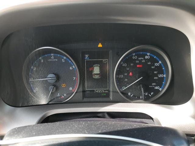 Photo 9 from auction – 2018 TOYOTA RAV4 with VIN JTMWFREV2JJ177064