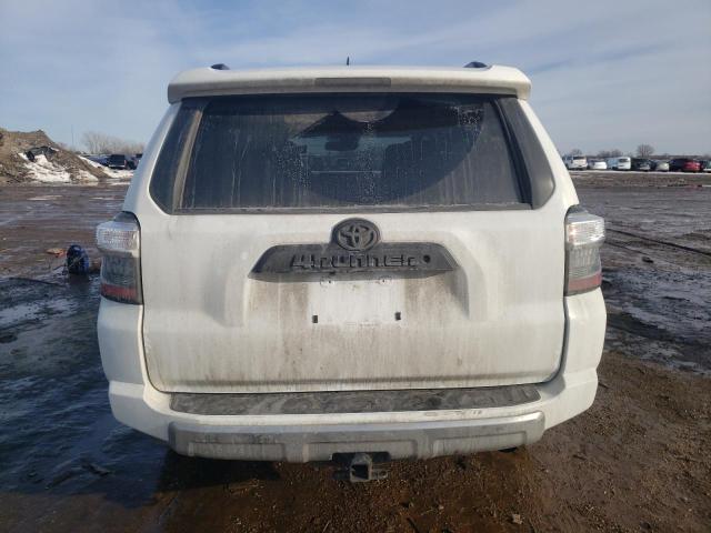 Photo 6 from auction – 2020 TOYOTA 4RUNNER SR with VIN JTEBU5JR7L5797101