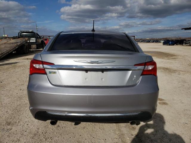 Photo 6 from auction – 2013 CHRYSLER 200 TOURIN with VIN 1C3CCBBG1DN607936