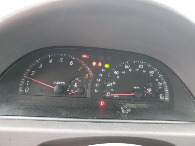 Photo 9 from auction – 2004 TOYOTA CAMRY LE with VIN 4T1BE32K34U805978