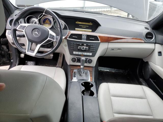 Photo 8 from auction – 2012 MERCEDES-BENZ C 300 4MAT with VIN WDDGF8BB4CF858797