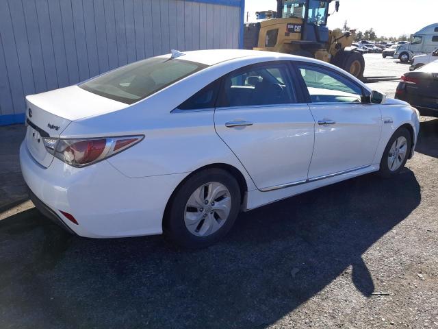 Photo 3 from auction – 2013 HYUNDAI SONATA HYB with VIN KMHEC4A41DA088168
