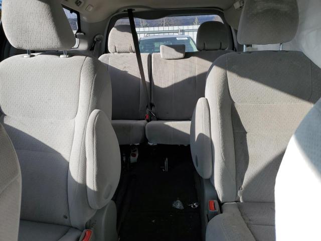 Photo 10 from auction – 2015 TOYOTA SIENNA LE with VIN 5TDJK3DC5FS123397