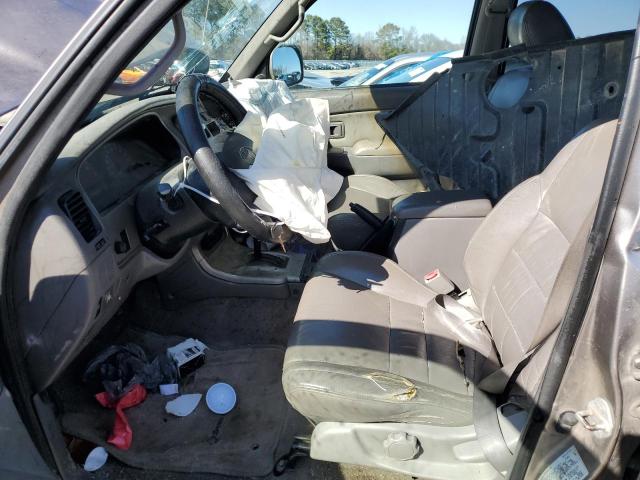 Photo 7 from auction – 2002 TOYOTA 4RUNNER SR with VIN JT3GN86R420220690