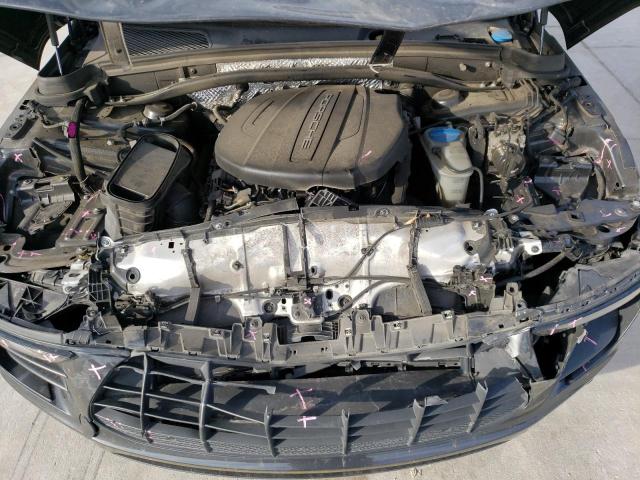 Photo 12 from auction – 2018 PORSCHE MACAN with VIN WP1AA2A59JLB05528