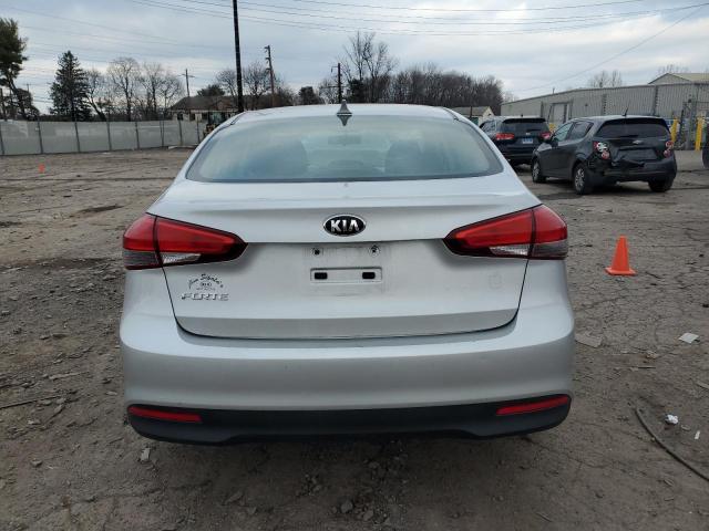 Photo 6 from auction – 2017 KIA FORTE LX with VIN 3KPFK4A71HE126913