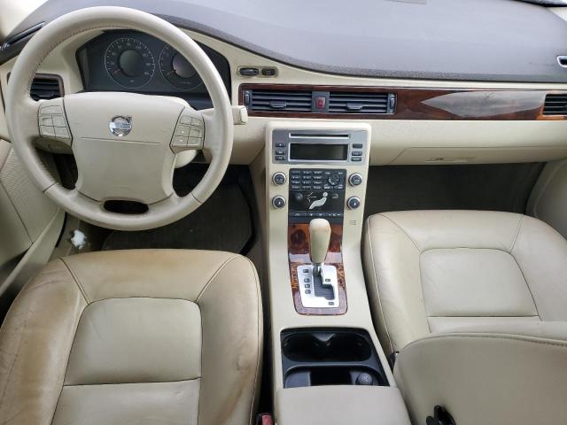 Photo 8 from auction – 2009 VOLVO V70 3.2 with VIN YV1BW982791101720