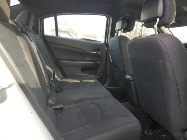 Photo 10 from auction – 2014 CHRYSLER 200 TOURIN with VIN 1C3CCBBG3EN114048