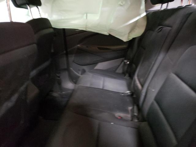 Photo 11 from auction – 2017 HYUNDAI TUCSON SE with VIN KM8J23A42HU565349