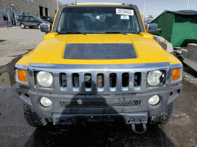Photo 5 from auction – 2006 HUMMER H3 with VIN 5GTDN136568116807