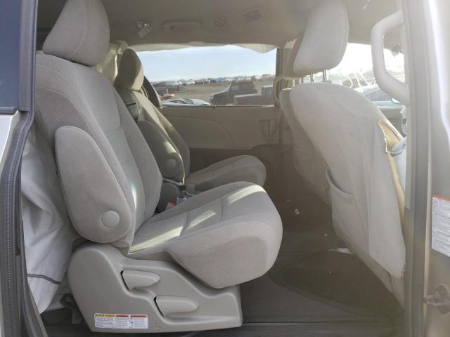 Photo 11 from auction – 2015 TOYOTA SIENNA LE with VIN 5TDKK3DC7FS652421