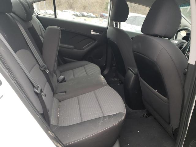 Photo 10 from auction – 2018 KIA FORTE LX with VIN 3KPFL4A78JE261938