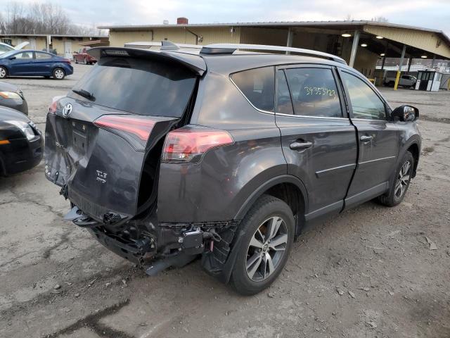 Photo 3 from auction – 2017 TOYOTA RAV4 XLE with VIN JTMRFREV1HJ169769